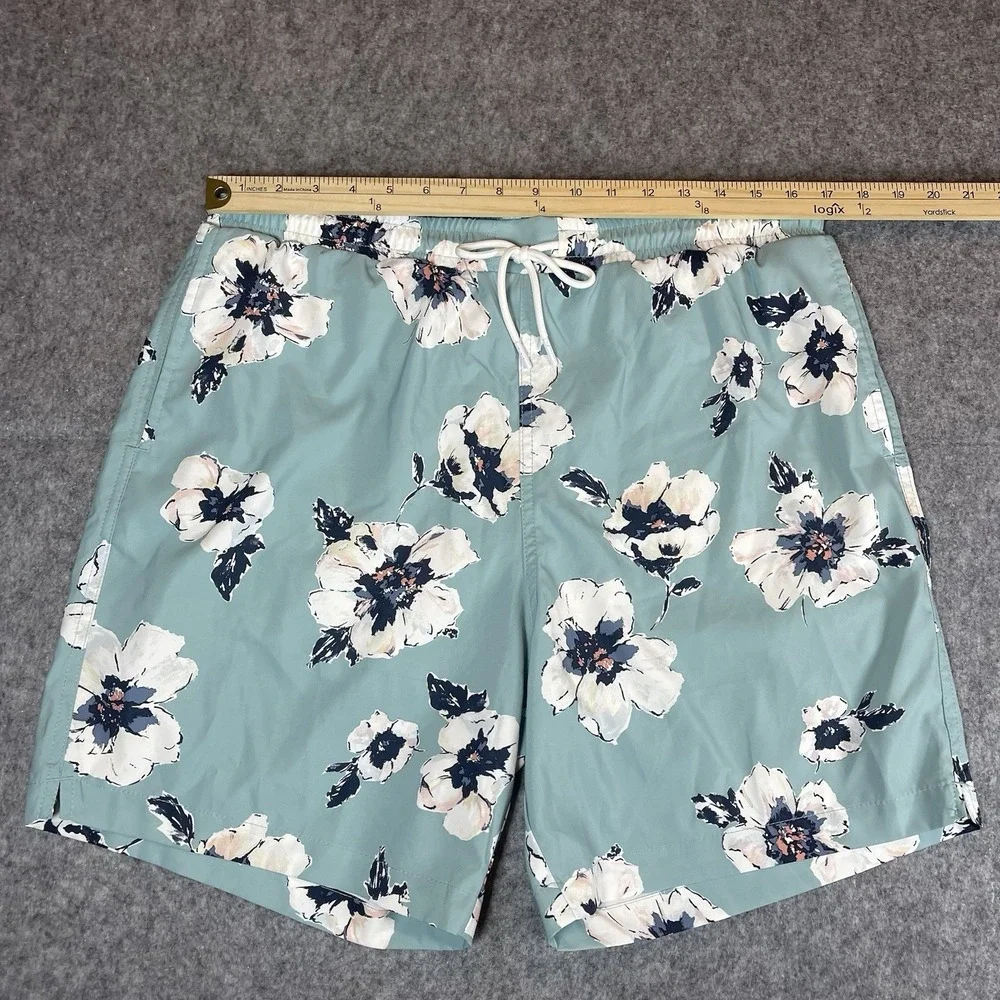 NWT Abercrombie and Fitch 7